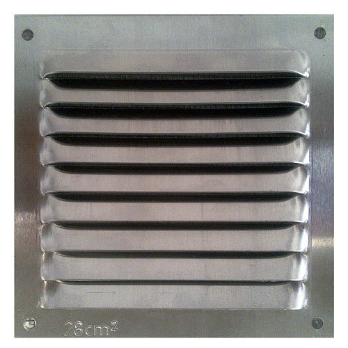 Rejilla de ventilación de aluminio natural de 10x10x0.8 mm