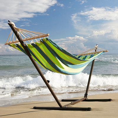 Cómo elegir hamacas y tumbonas · LEROY MERLIN