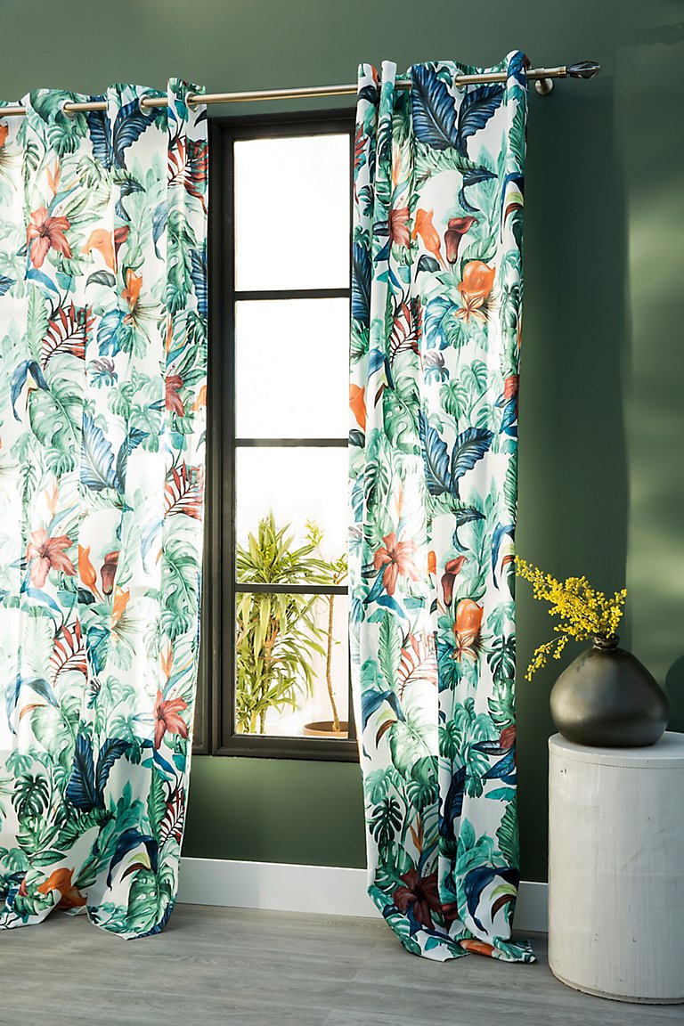 cisne Pelearse Idear 6 cortinas tropicales para tu casa · LEROY MERLIN
