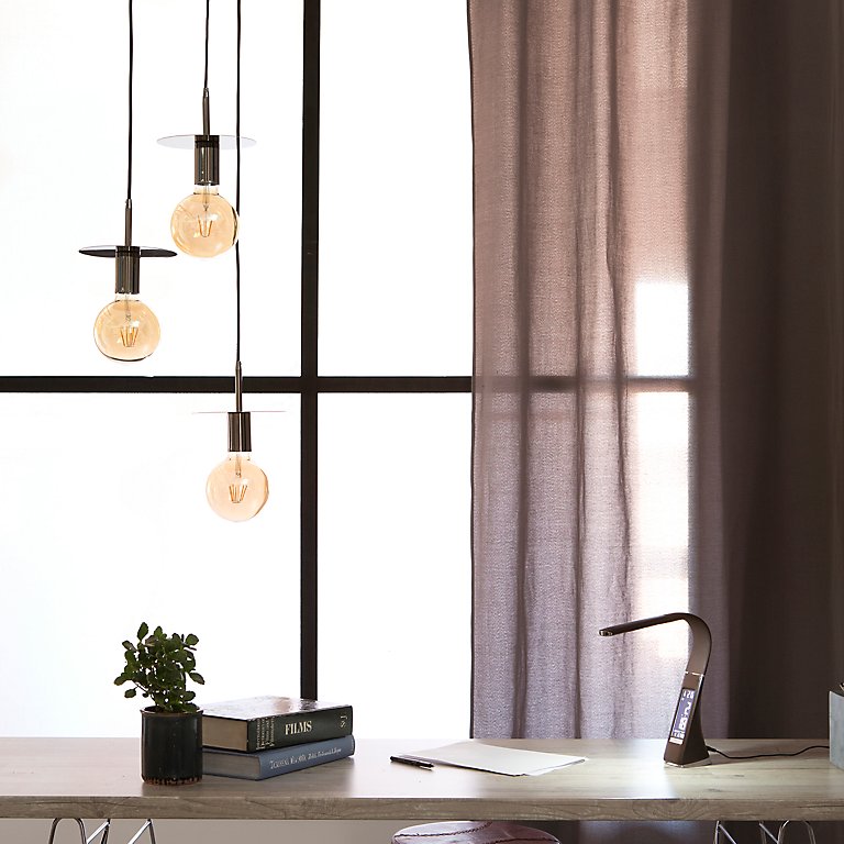 como colgar una lampara de techo