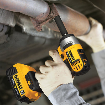 Atornillador de impacto DEWALT 18V 1/2 sin cargador ni bateria · LEROY  MERLIN