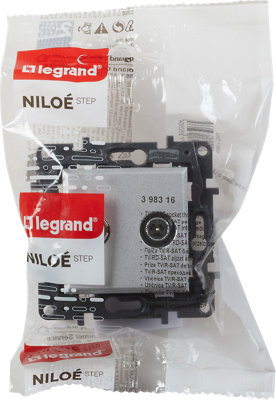 Toma TV-R/SAT Legrand Niloé Step - Blanco, Para Instalación Empotrada, Con Obturadores De Seguridad