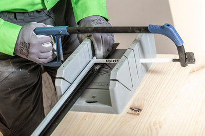 Crea puertas correderas para tu armario · LEROY MERLIN