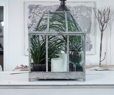 El mueble restaurado para el salón de Laura