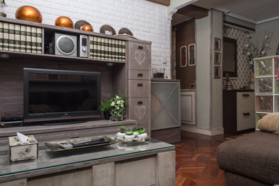 El redecorado salón de Elena