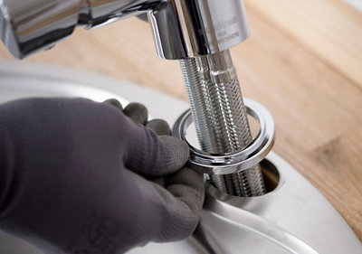 Como colocar un fregadero encastrado · LEROY MERLIN