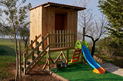 La caseta infantil de madera de Jesús
