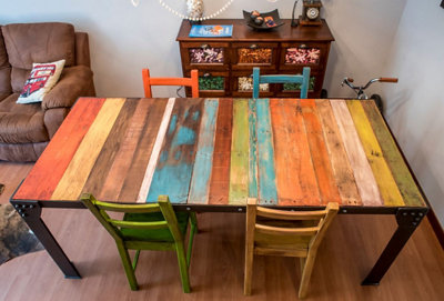 La mesa de hierro y palets de Mauro