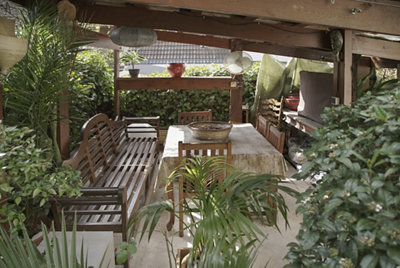 La pérgola del jardín de Macarena