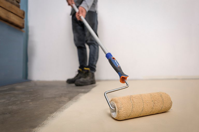 relajarse blanco Desmantelar Cómo pintar el suelo del garaje · LEROY MERLIN