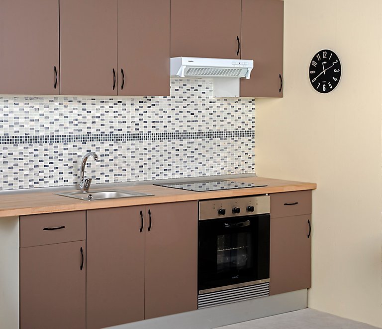 Cómo pintar un mueble en madera · LEROY MERLIN