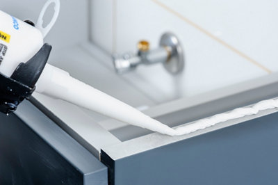 Sustituir un lavabo por un mueble de baño · LEROY MERLIN